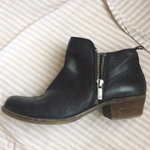 Lucky Brand zip booties